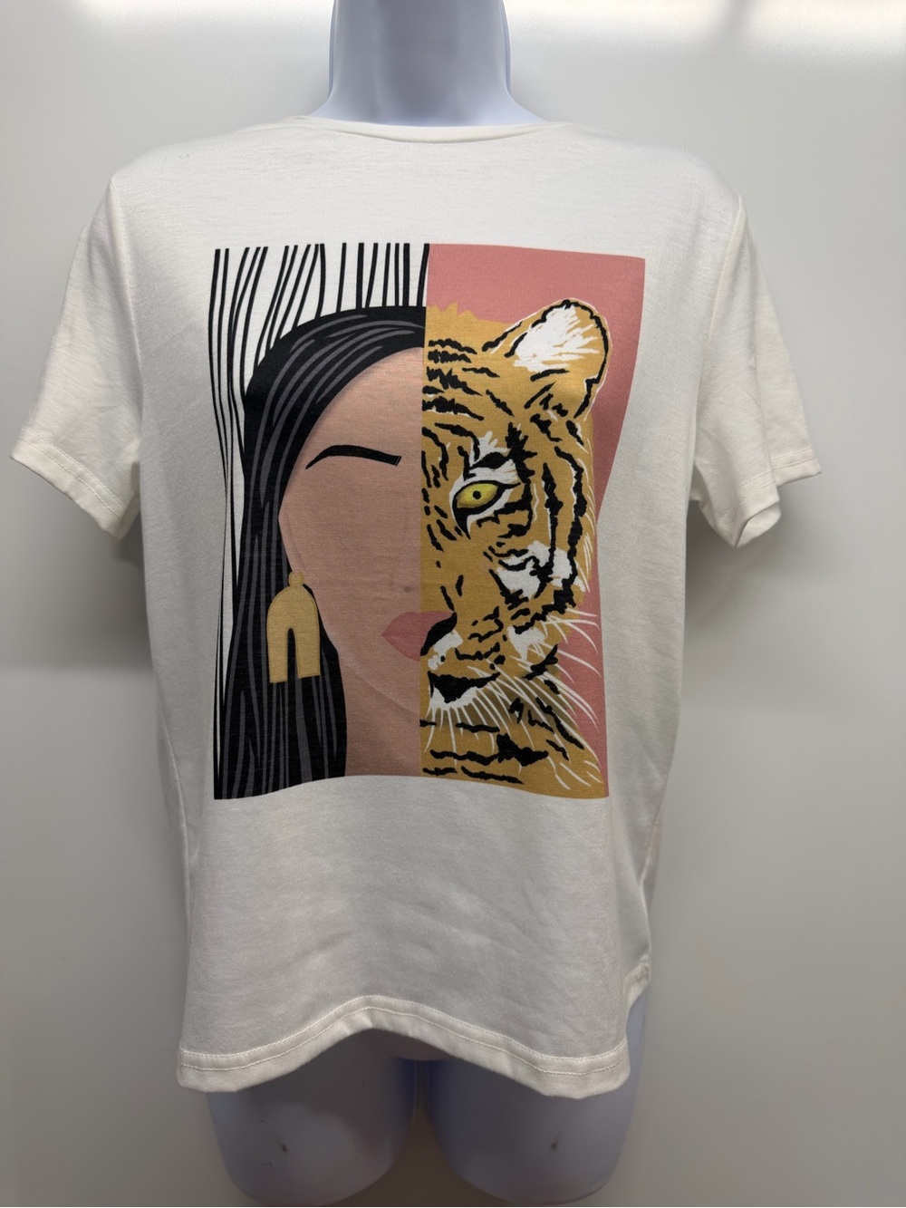 SHEIN Graphic Tee, Medium